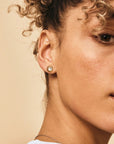 Örhängen Stella Studs Gold