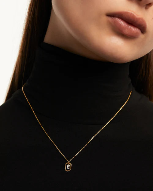 Halsband Letter E Co01 516 - Dahlströms Guld