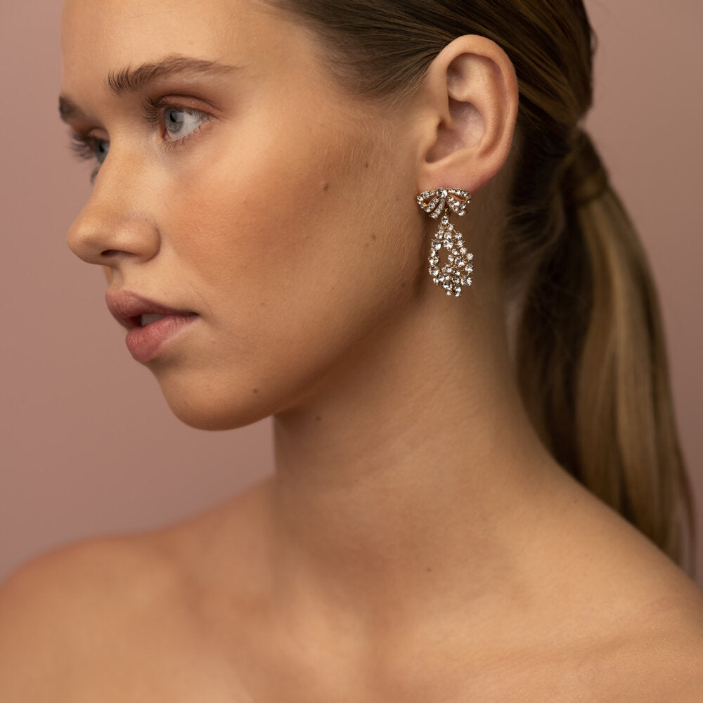Alice Bow Örhängen Crystal (Guld) 63062
