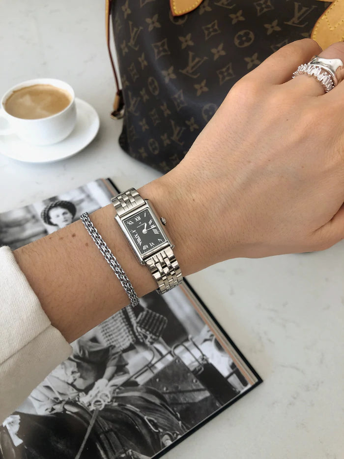 Klocka Timeless Silver Noir Mo244 - Dahlströms Guld