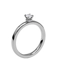 Love 13 - Smal hidden halo ring i vitguld - Dahlströms Guld